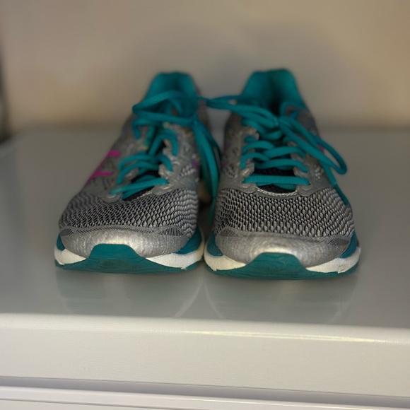 Used ASICS Gel-Cumulus 18 size 10 - Picture 5 of 5